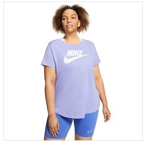Nike Plus Women short sleeve tee - set of 2 EUC
